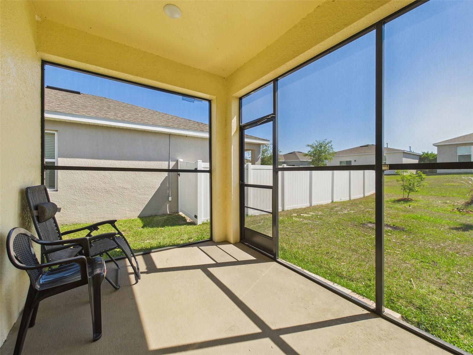 3363 CURLEW AVE, LEESBURG, FL, 34748