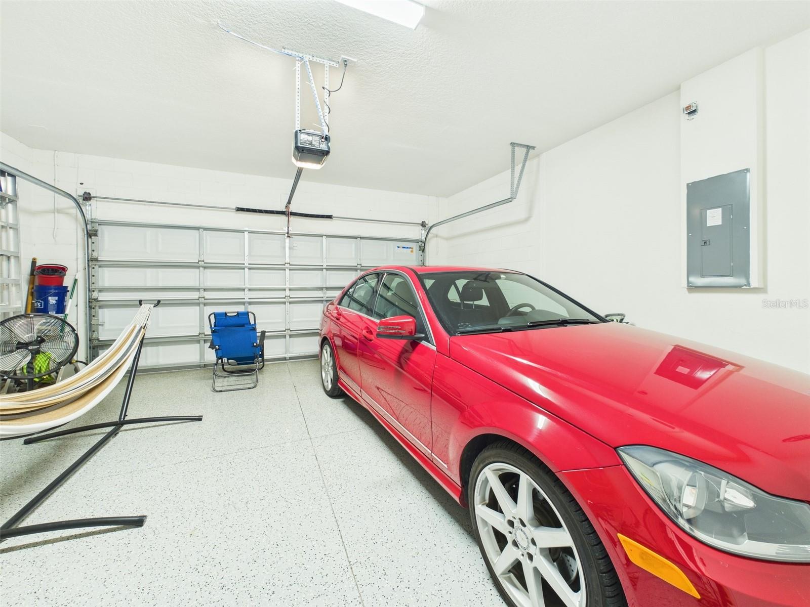 3363 CURLEW AVE, LEESBURG, FL, 34748