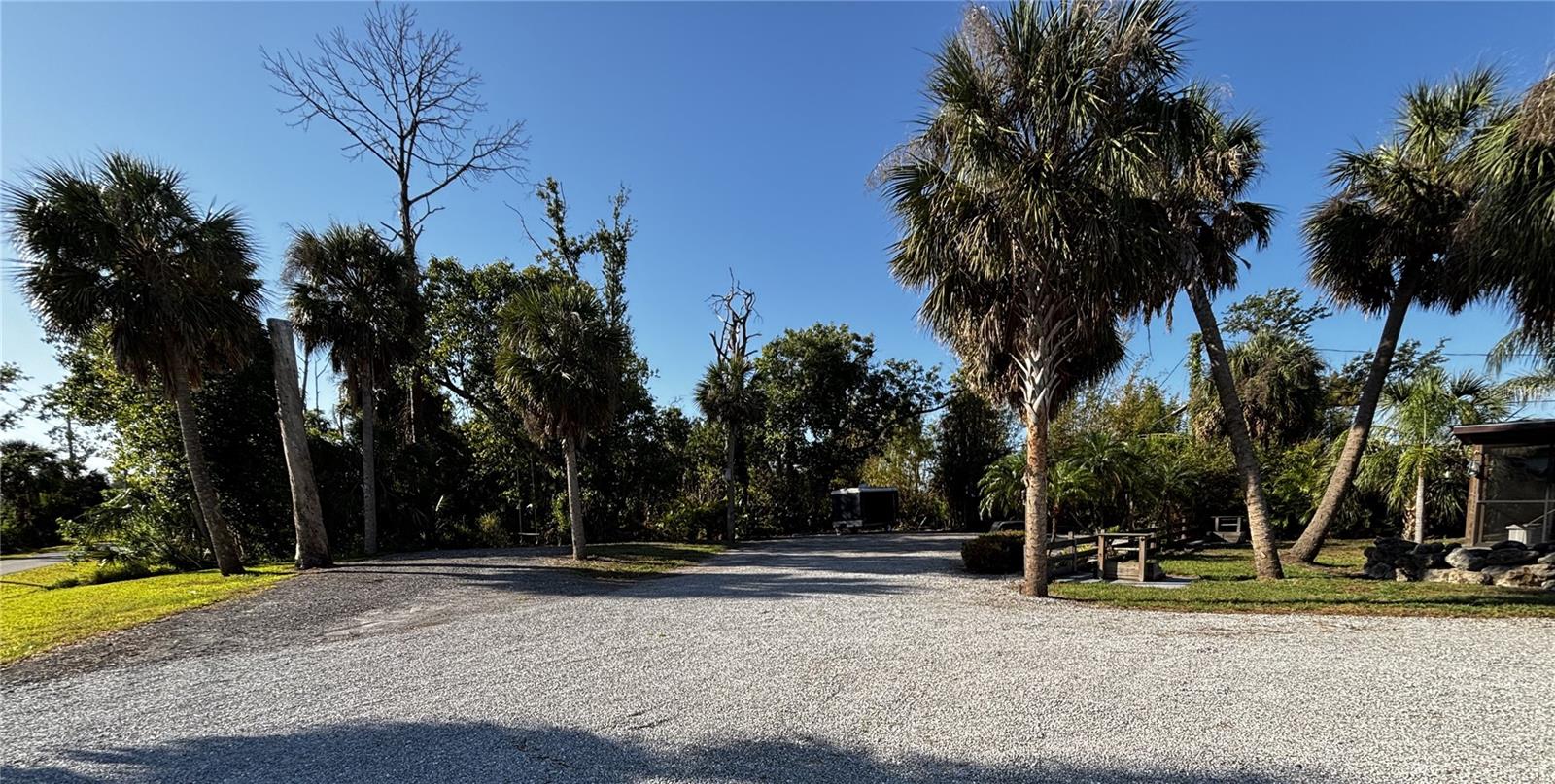 4262 SOUTHLAND AVE, PORT CHARLOTTE, FL, 33953