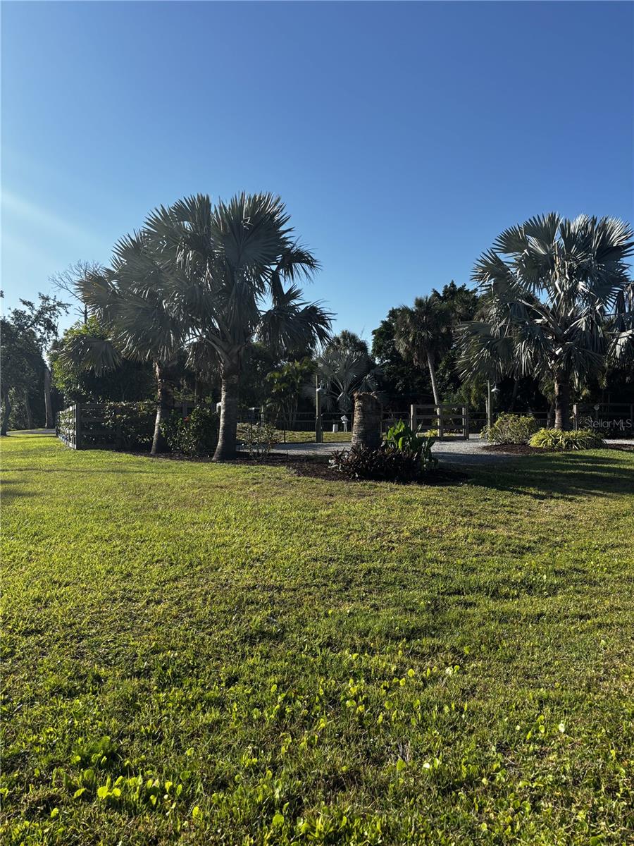 4262 SOUTHLAND AVE, PORT CHARLOTTE, FL, 33953