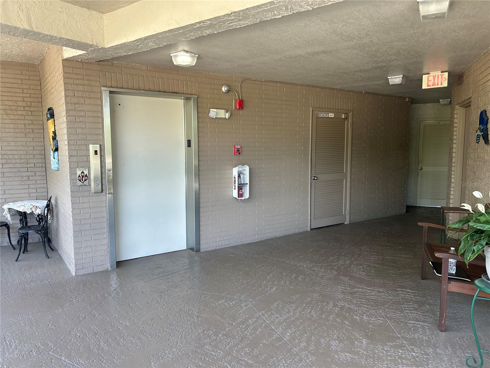 6190 80TH ST N #204, ST PETERSBURG, FL, 33709