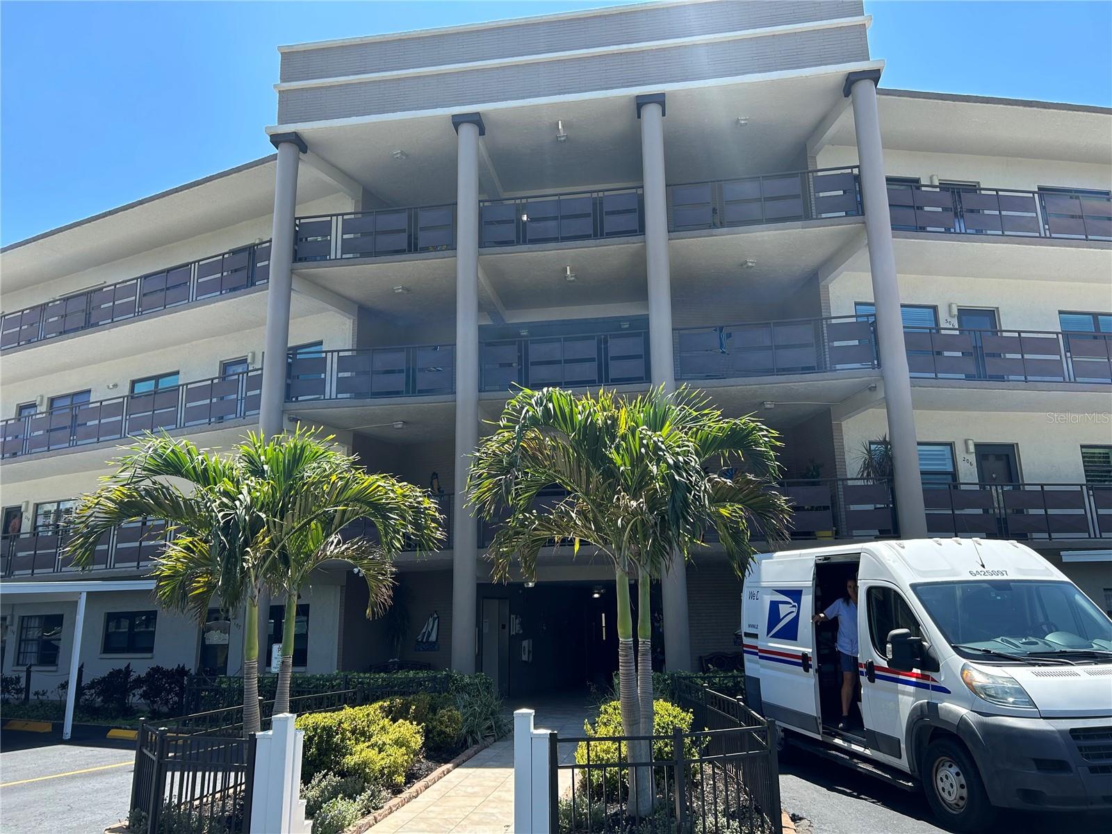 6190 80TH ST N #204, ST PETERSBURG, FL, 33709