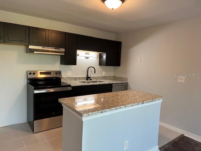 TB8375494 Property Photo