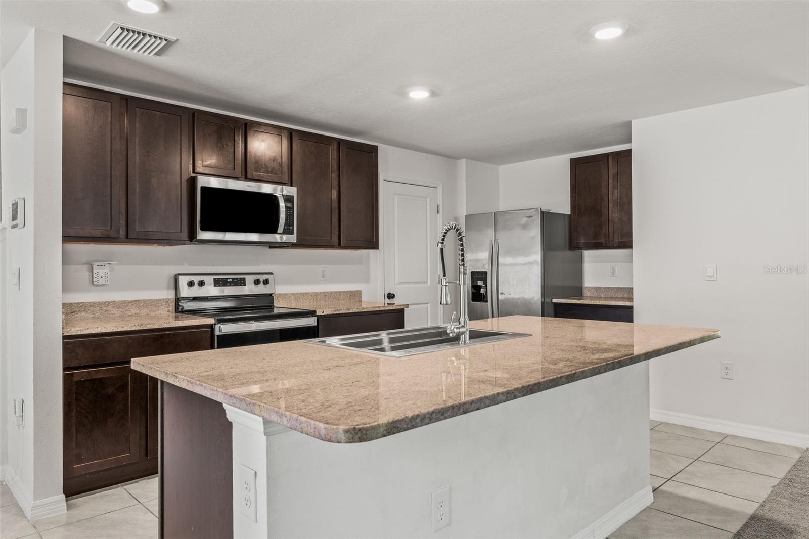 36526 SPANISH ROSE DR, DADE CITY, FL, 33525