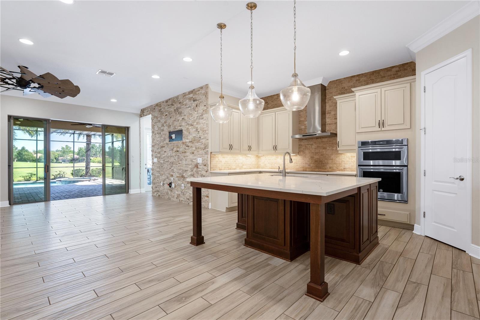 9895 WINNINGTON ST, ORLANDO, FL, 32832