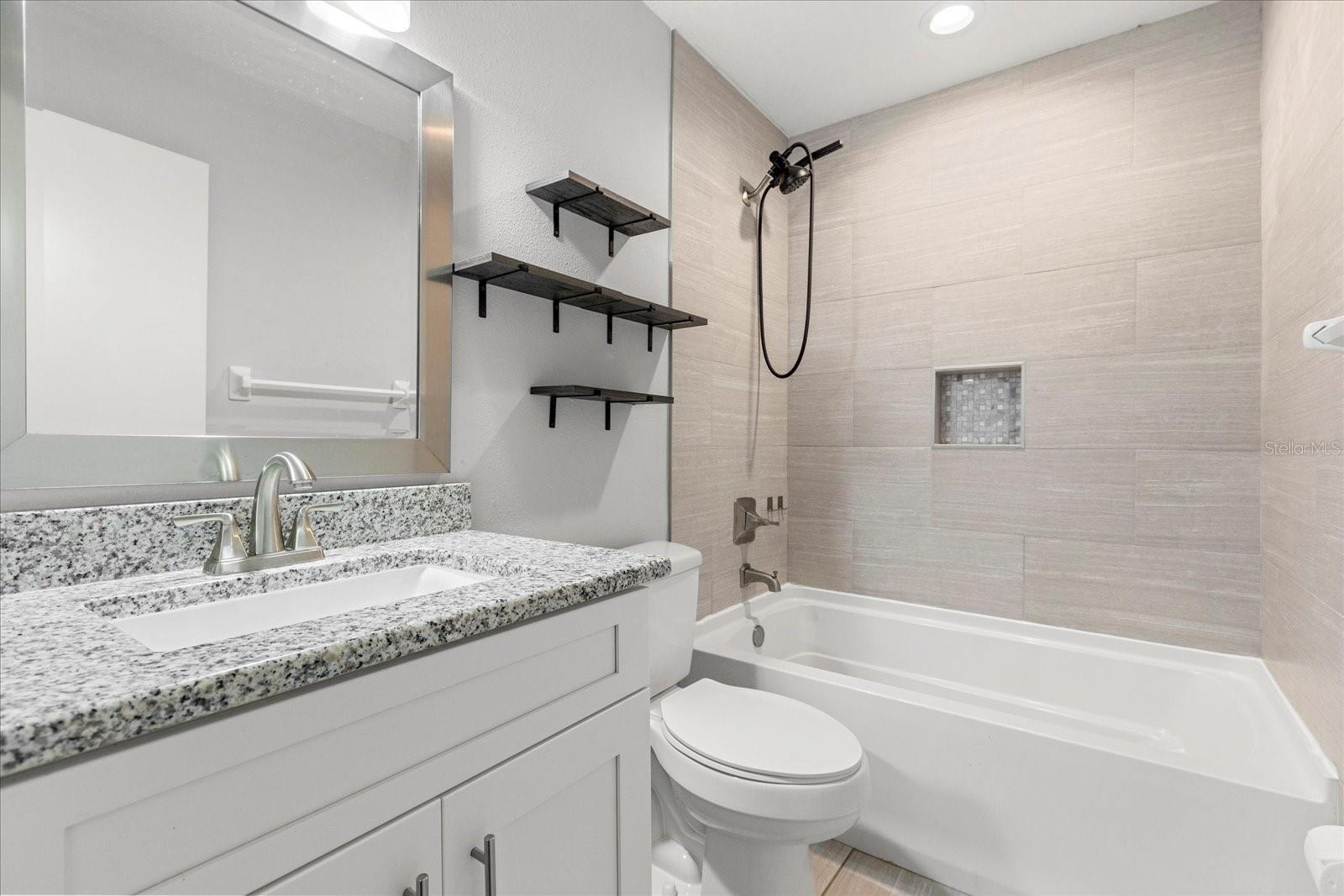 2565 ALBION AVE #2, ORLANDO, FL, 32833