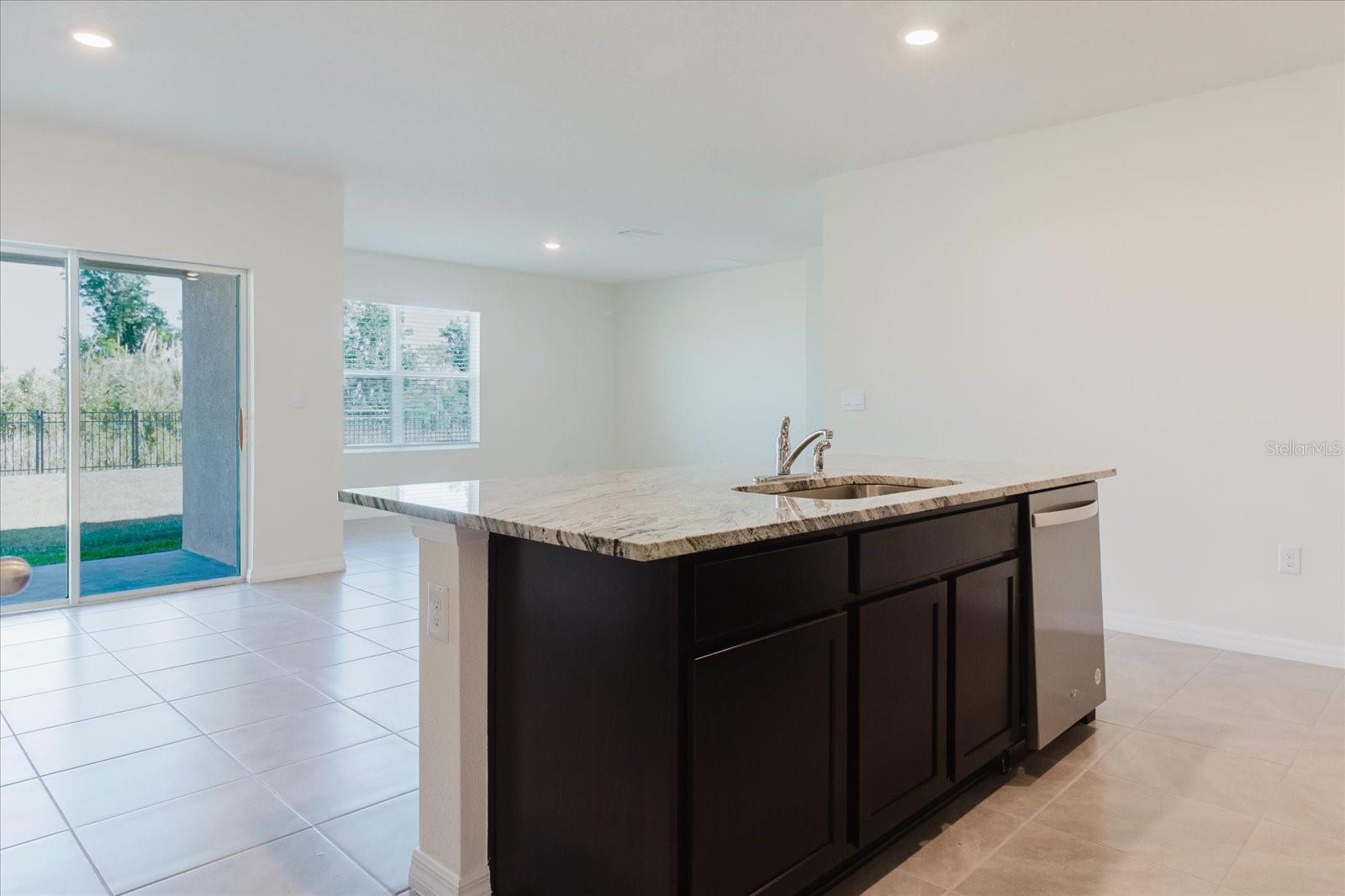 8210 JUNING CV, WESLEY CHAPEL, FL, 33545