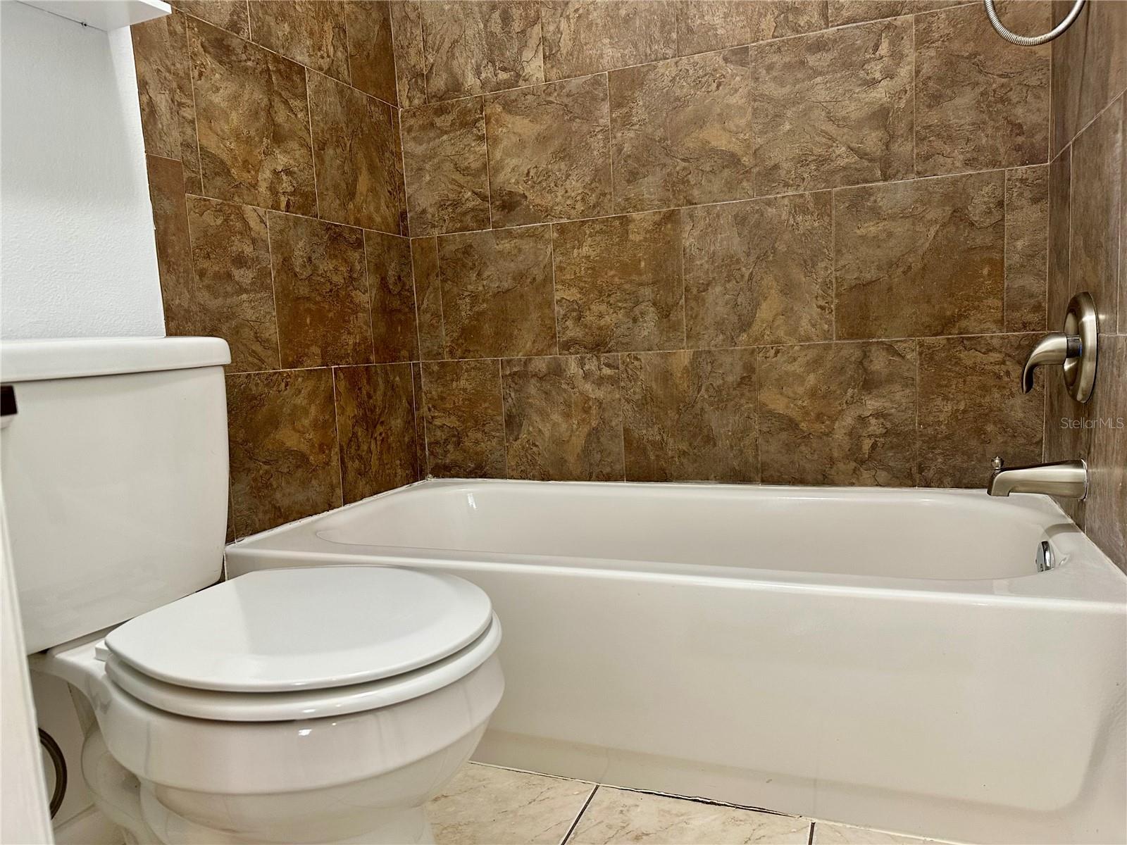 1103 CYPRESS GARDENS BLVD #51, WINTER HAVEN, FL, 33884