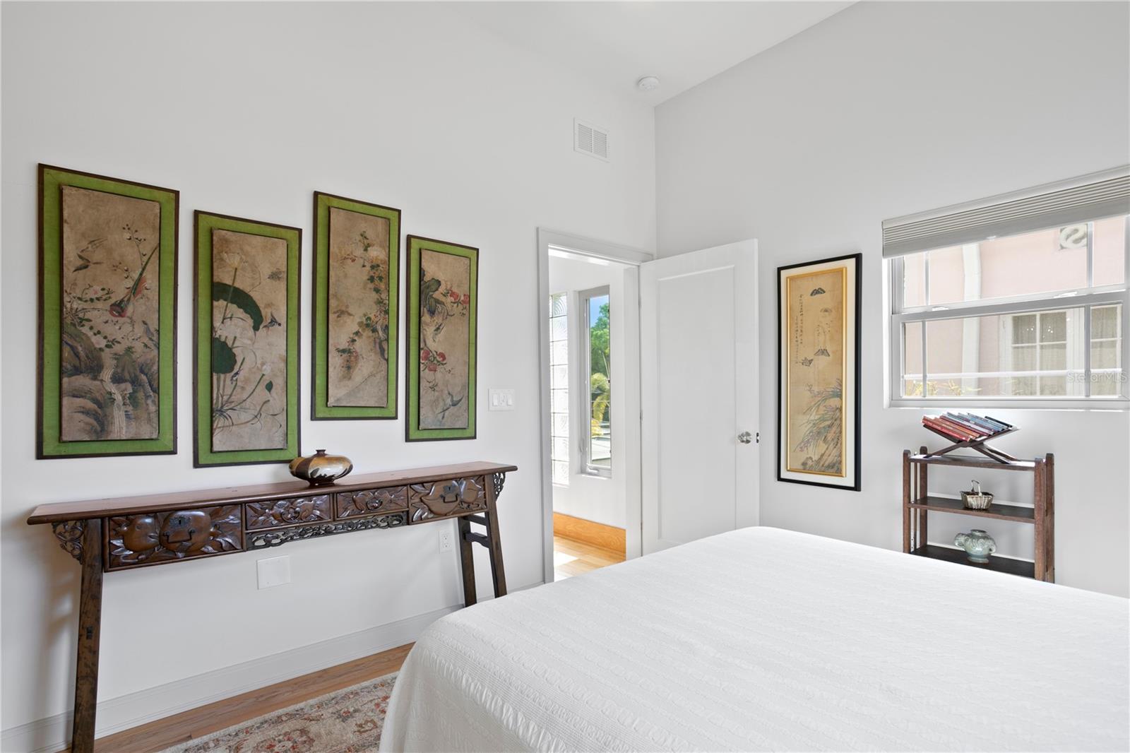 2421 BREVARD RD NE, ST PETERSBURG, FL, 33704