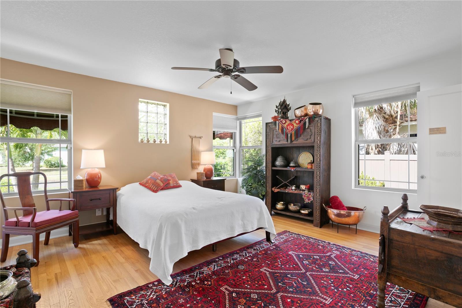 2421 BREVARD RD NE, ST PETERSBURG, FL, 33704