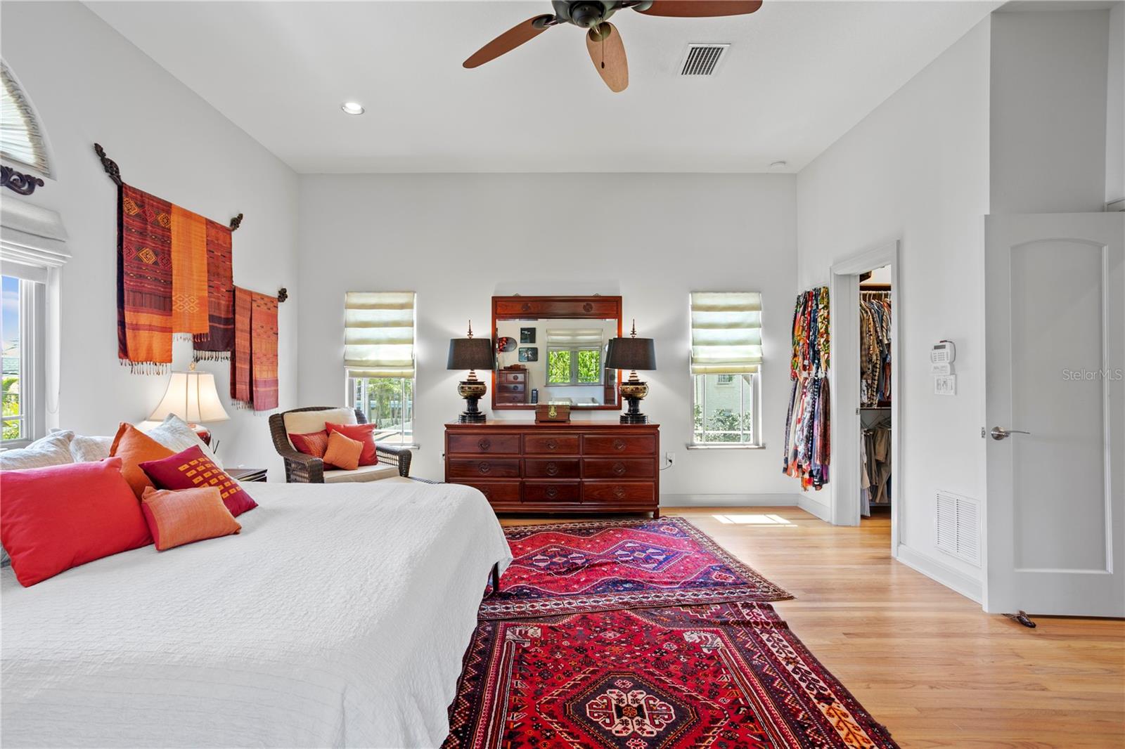 2421 BREVARD RD NE, ST PETERSBURG, FL, 33704