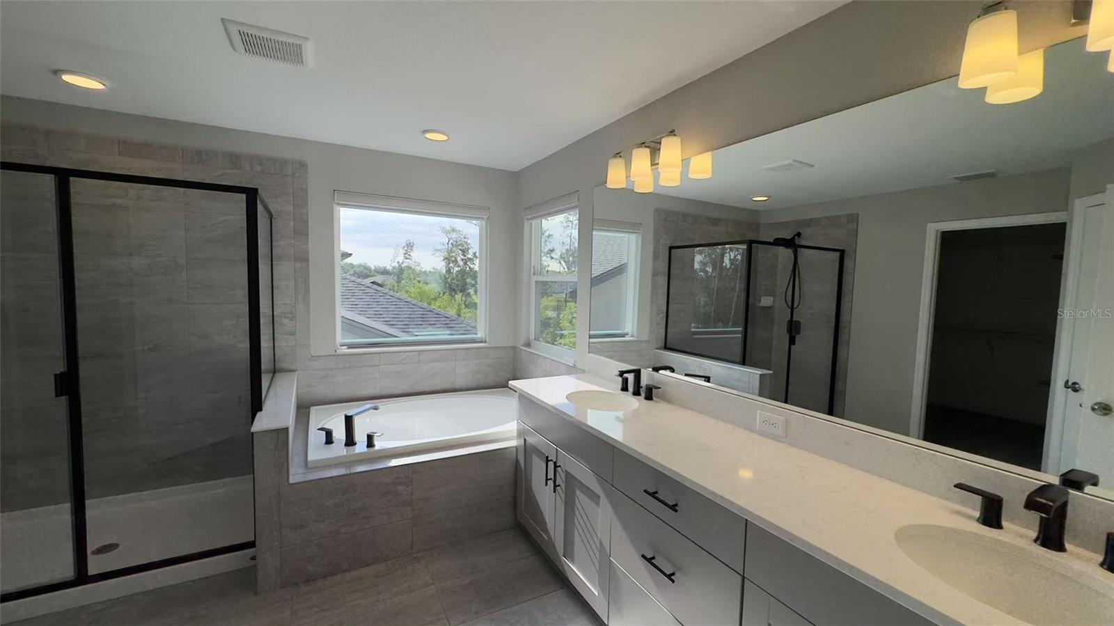 31810 ASBURY AVENUE, WESLEY CHAPEL, FL, 33545