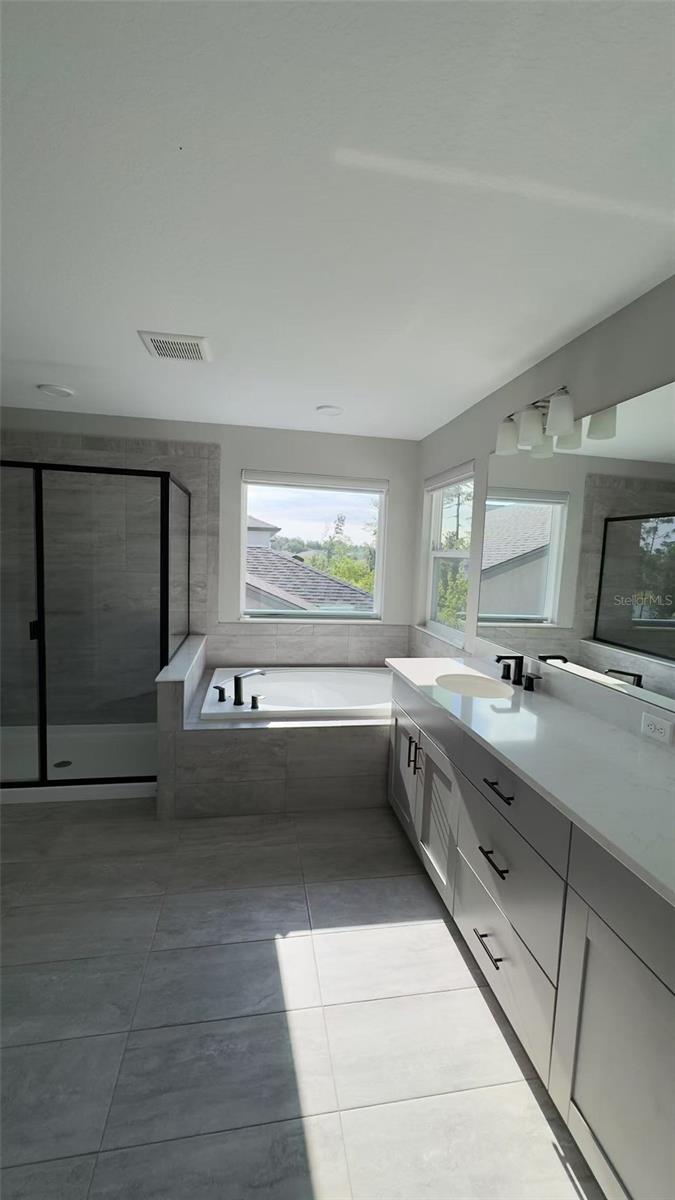 31810 ASBURY AVENUE, WESLEY CHAPEL, FL, 33545