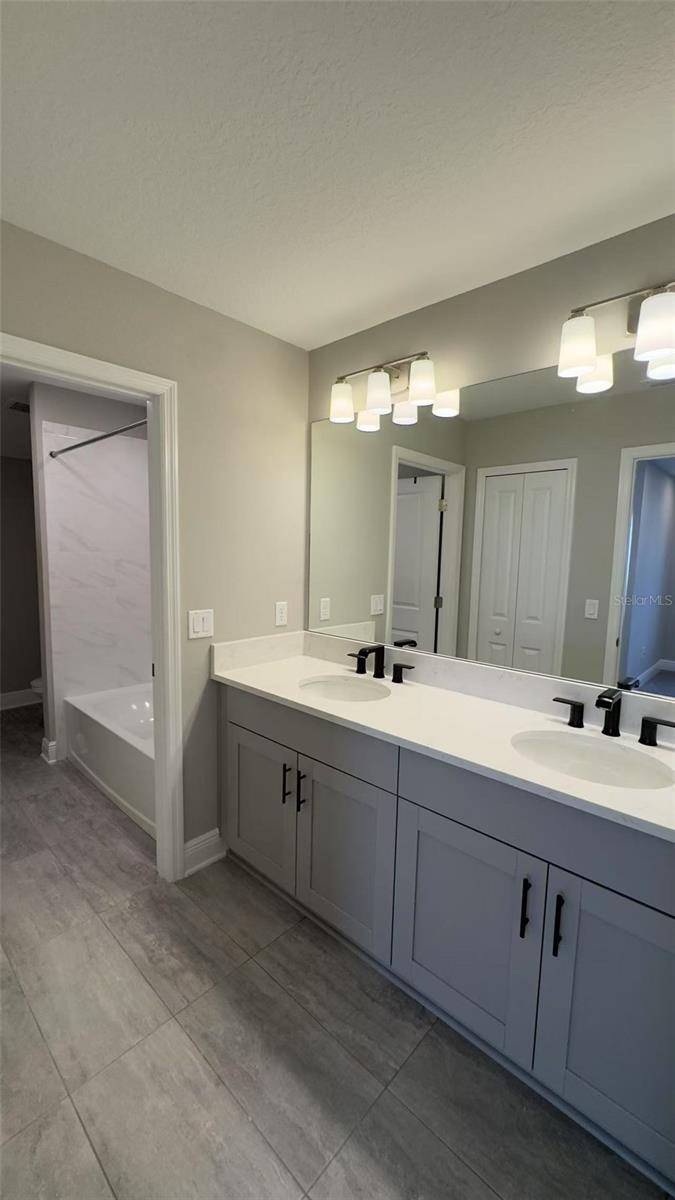 31810 ASBURY AVENUE, WESLEY CHAPEL, FL, 33545