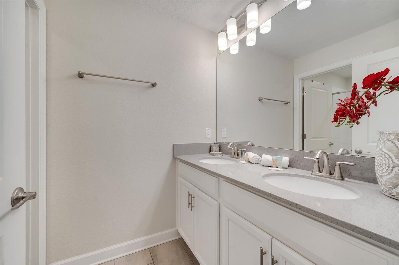 368 OCEAN COURSE AVE, DAVENPORT, FL, 33896