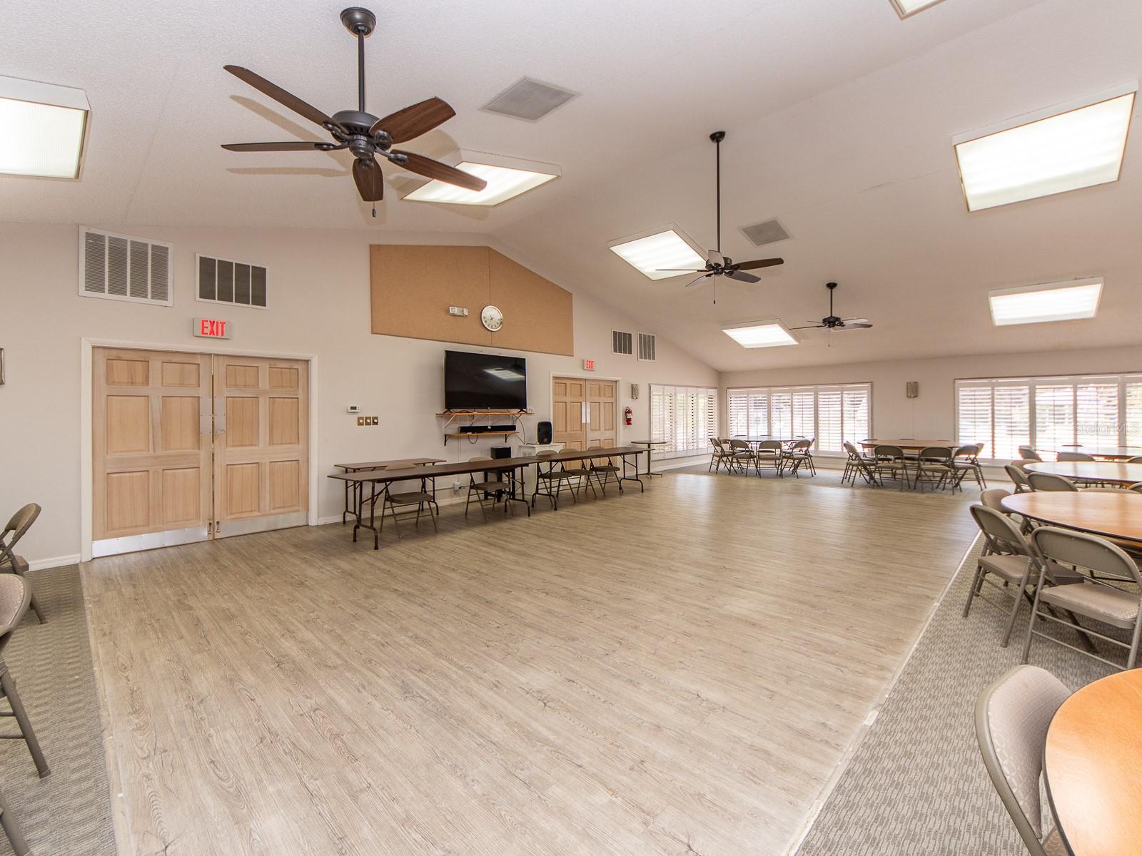 2555 ROYAL PINES CIR #A, CLEARWATER, FL, 33763