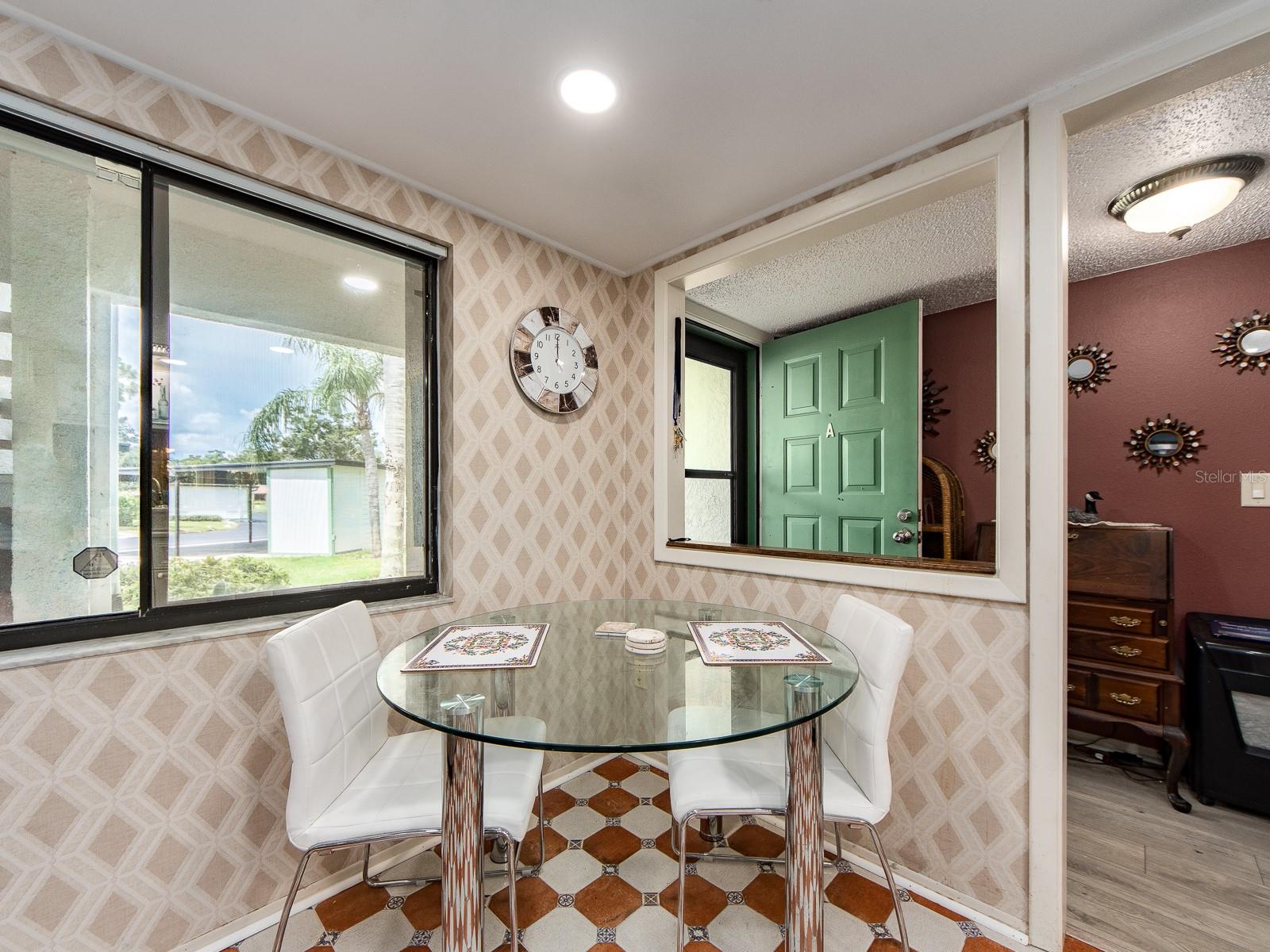 2555 ROYAL PINES CIR #A, CLEARWATER, FL, 33763