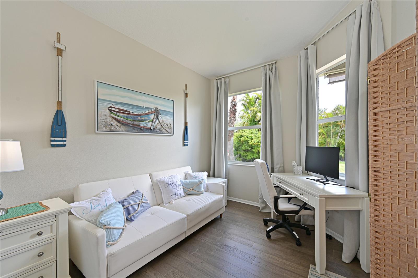 211 DAHLIA CT, BRADENTON, FL, 34212