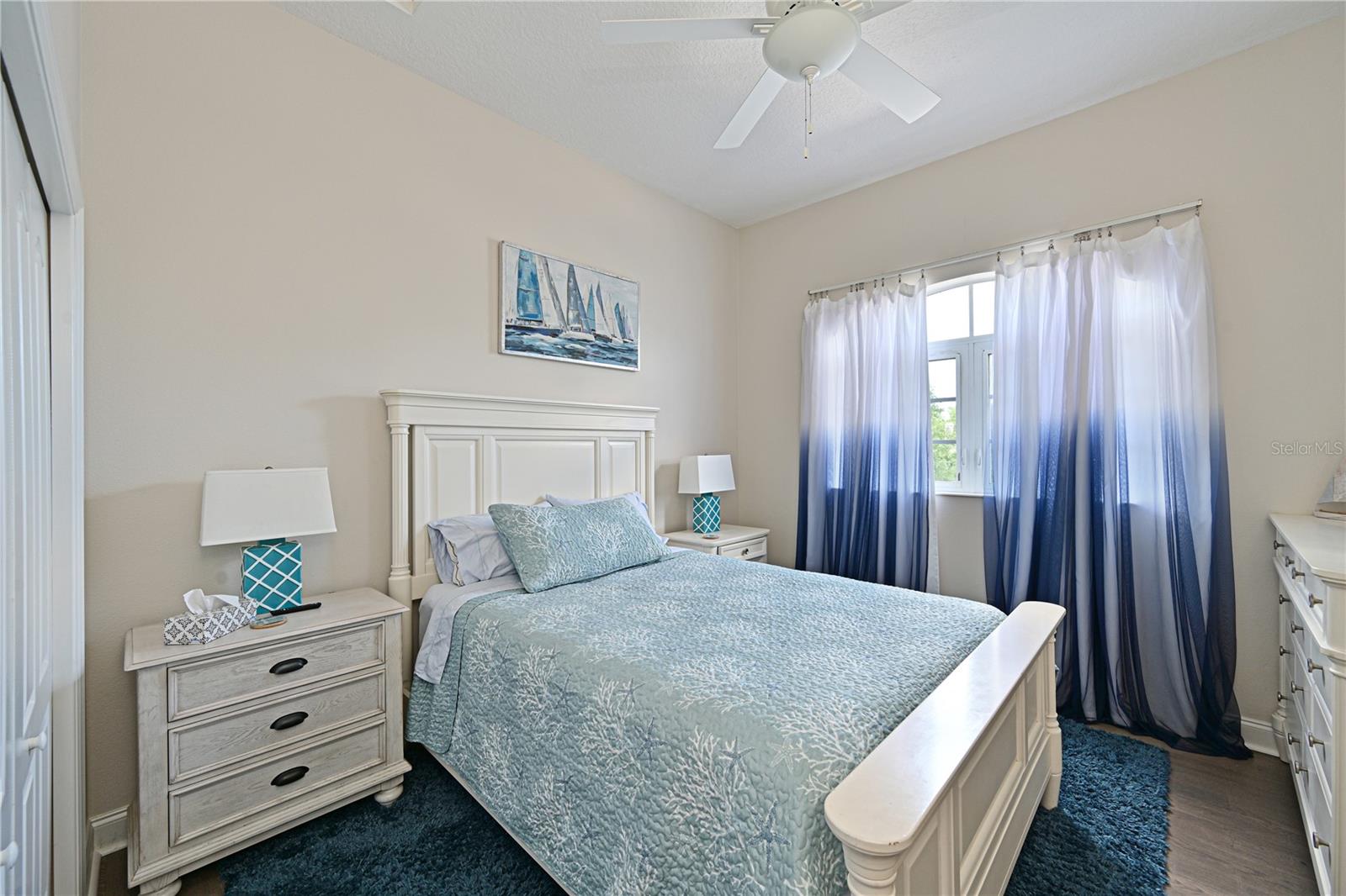 211 DAHLIA CT, BRADENTON, FL, 34212