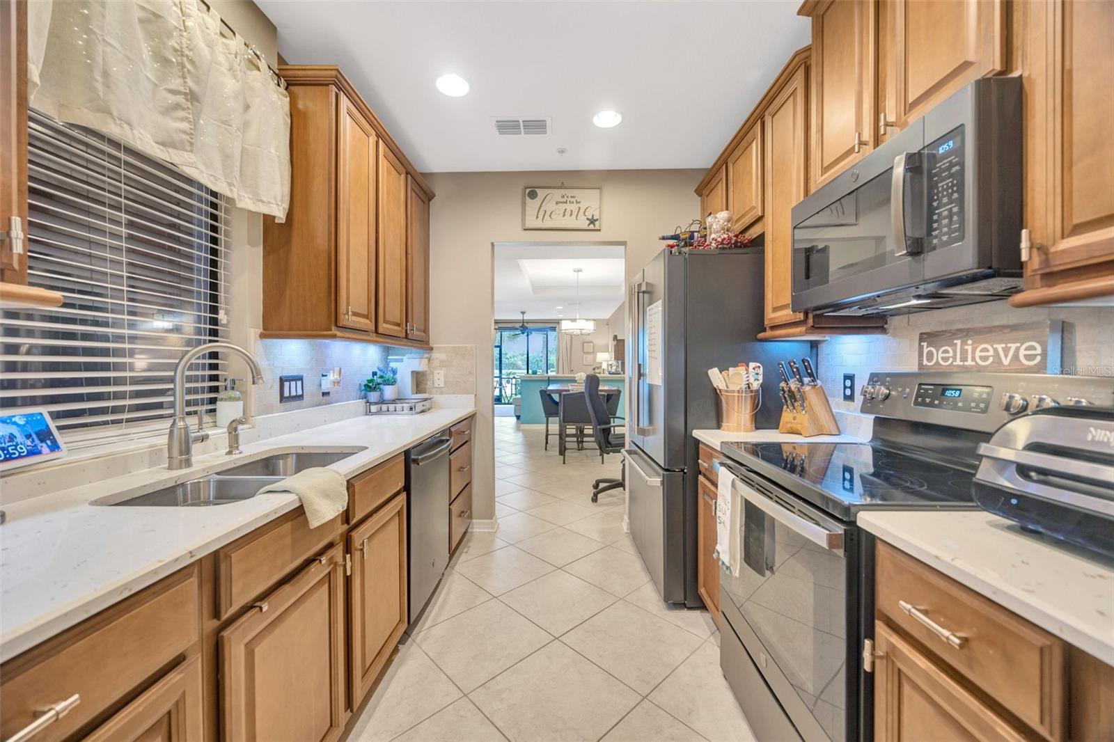 7339 SKYBIRD RD #7339, BRADENTON, FL, 34209