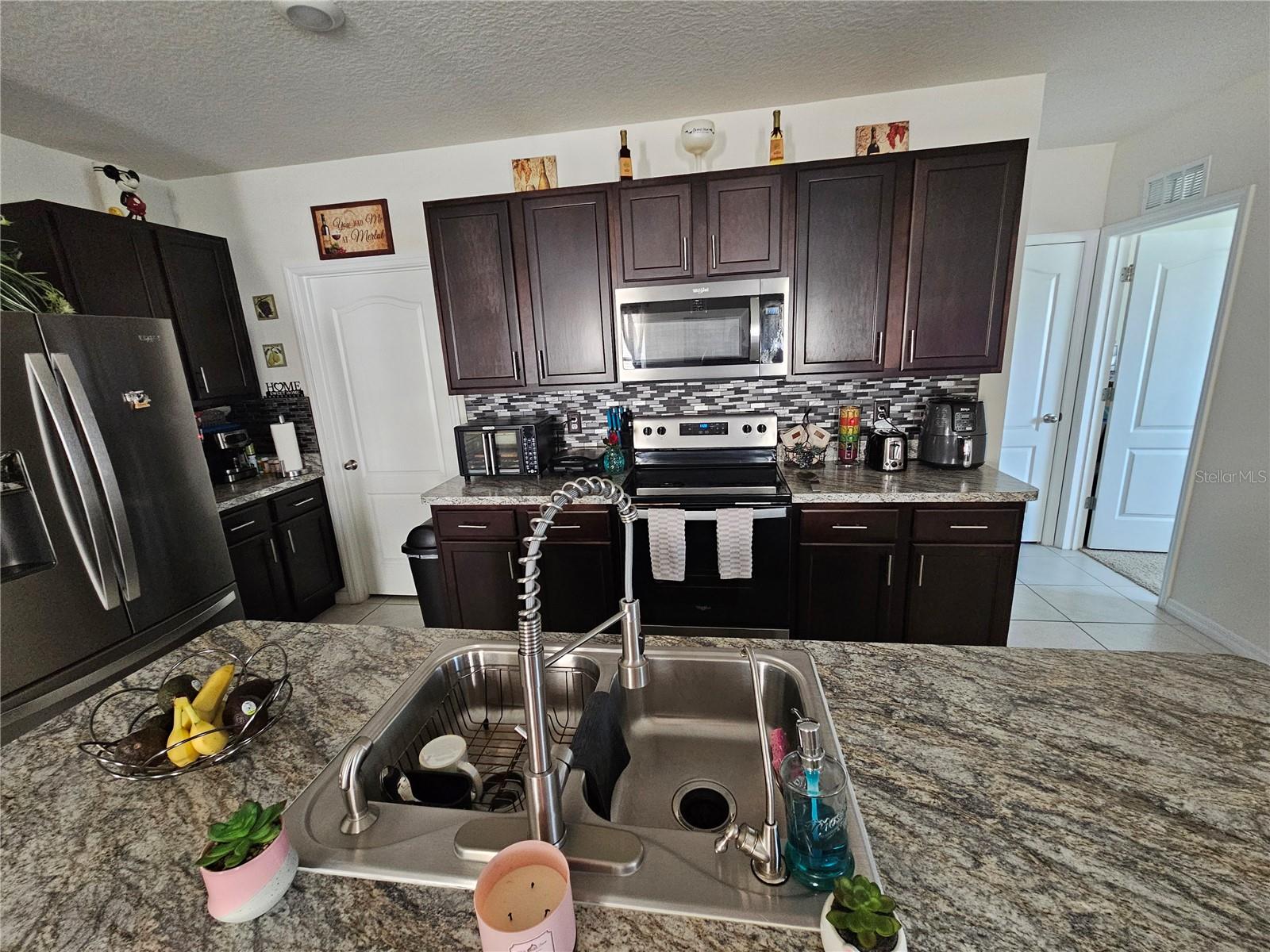 1204 BERRY LN, DAVENPORT, FL, 33837