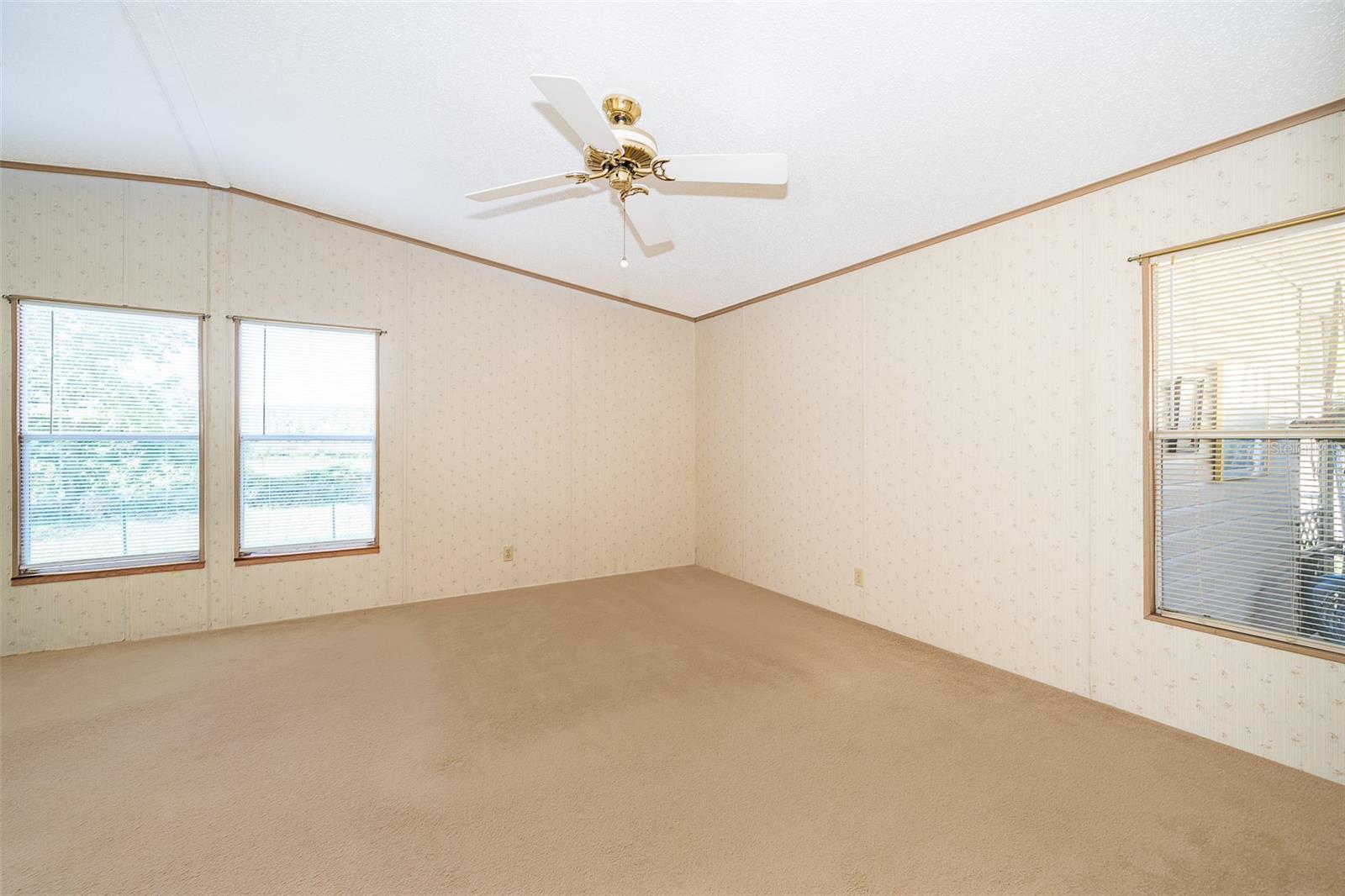 2650 EINWOOD DR, KISSIMMEE, FL, 34758