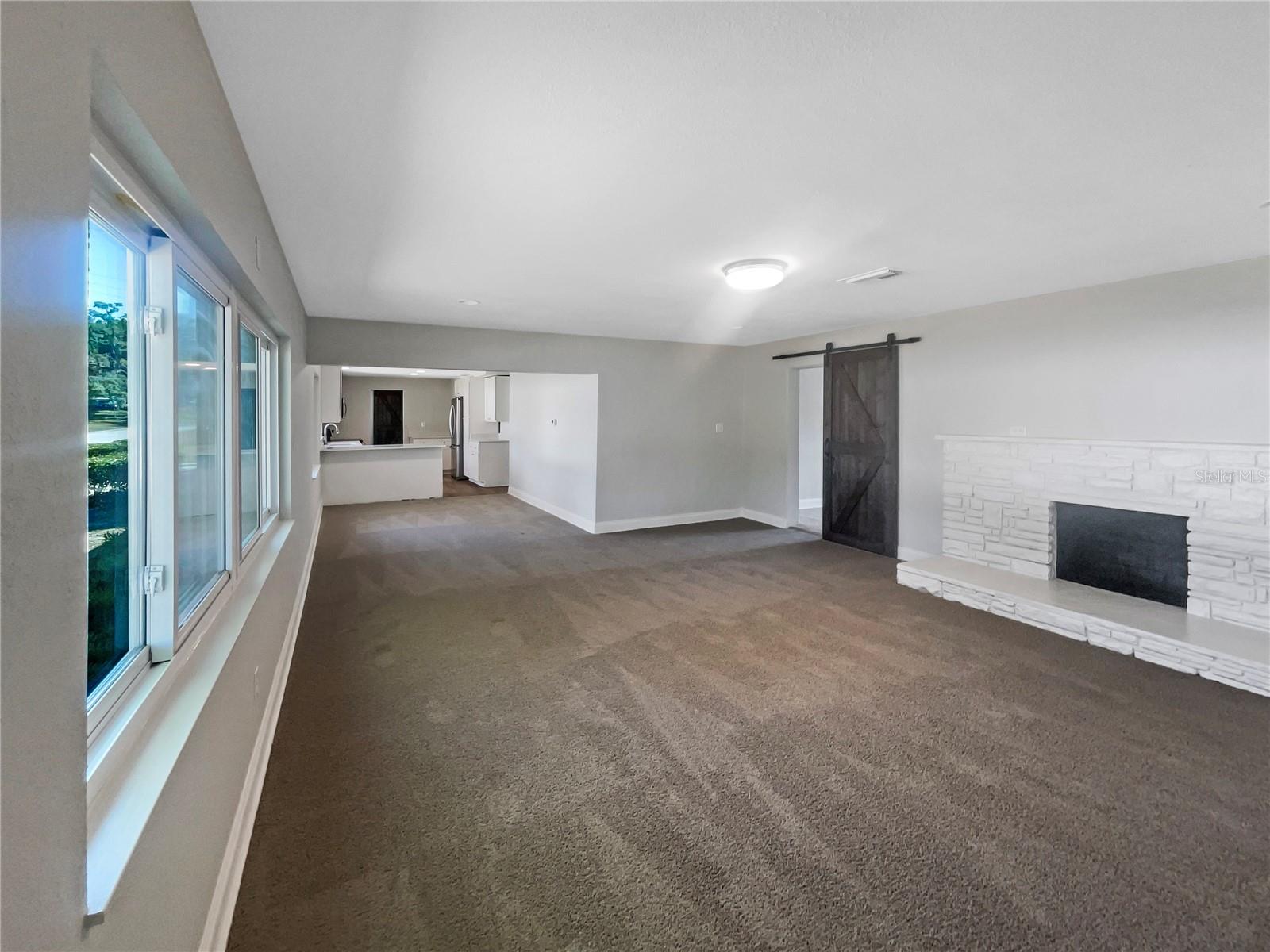 370 E WALDO ST, GROVELAND, FL, 34736