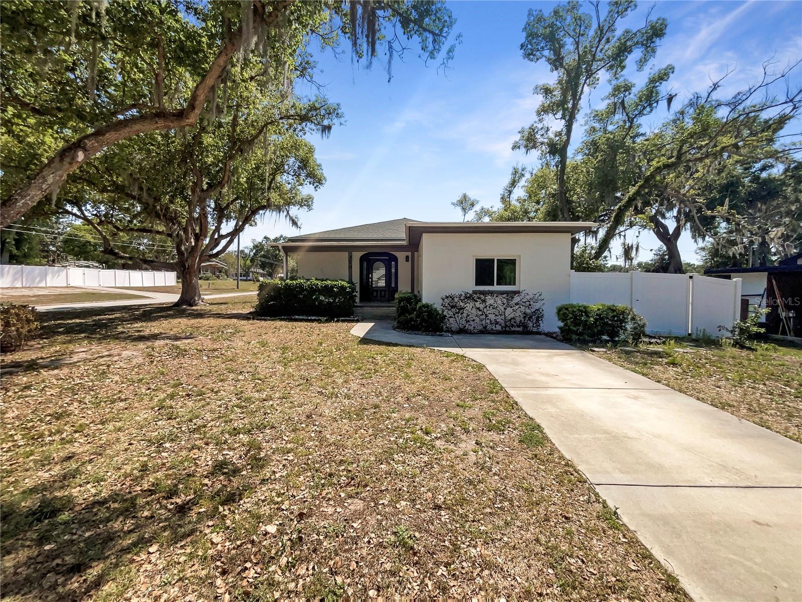 370 E WALDO ST, GROVELAND, FL, 34736