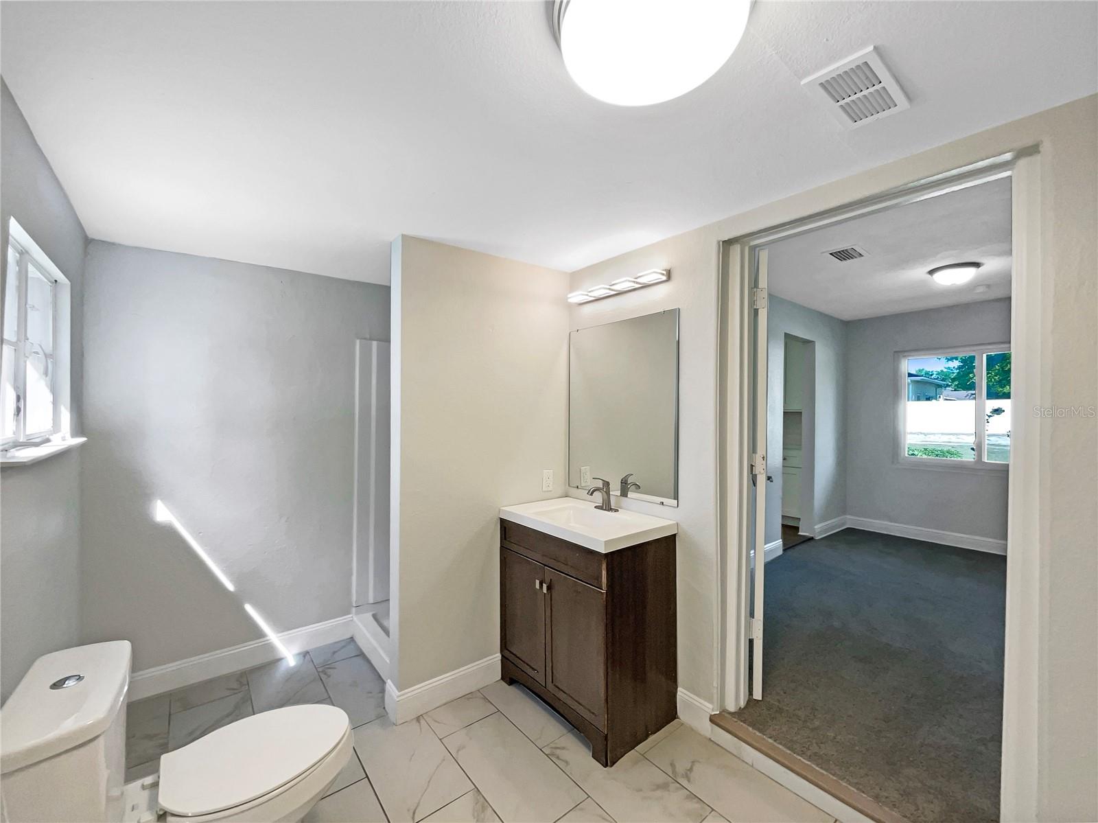 370 E WALDO ST, GROVELAND, FL, 34736