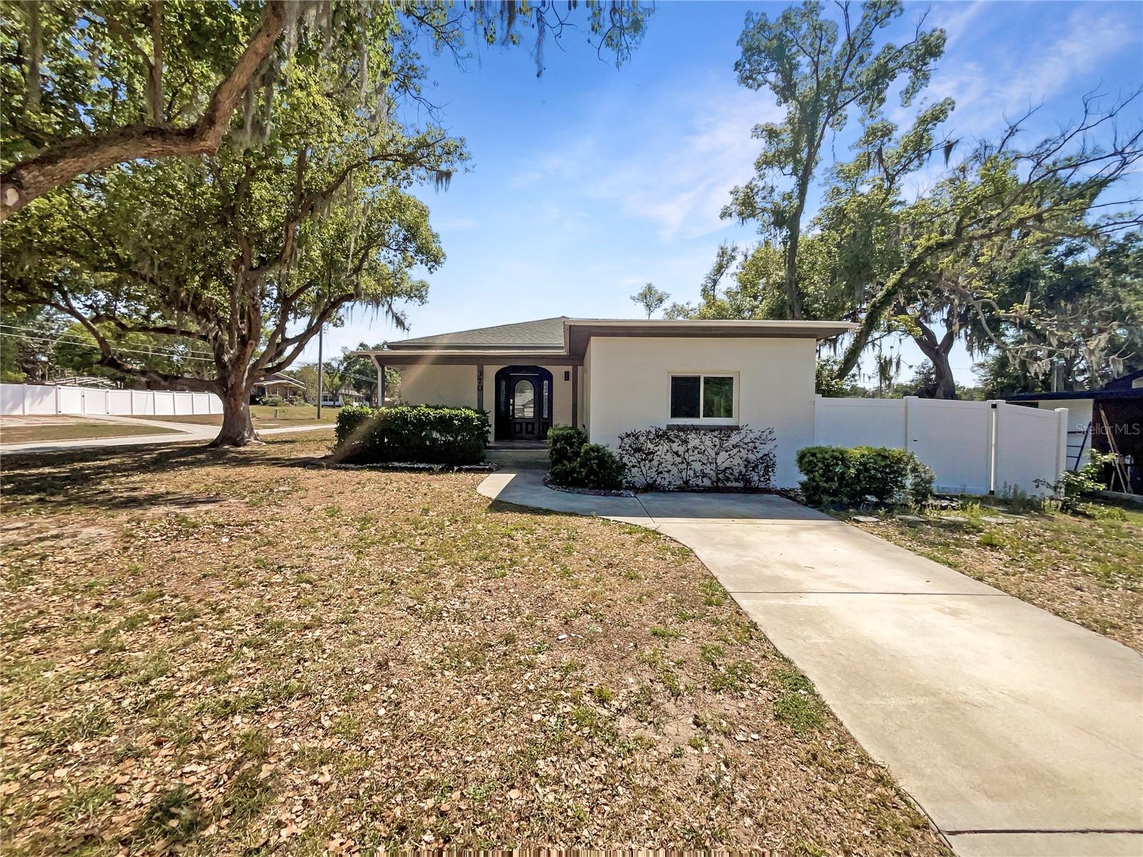 370 E WALDO ST, GROVELAND, FL, 34736