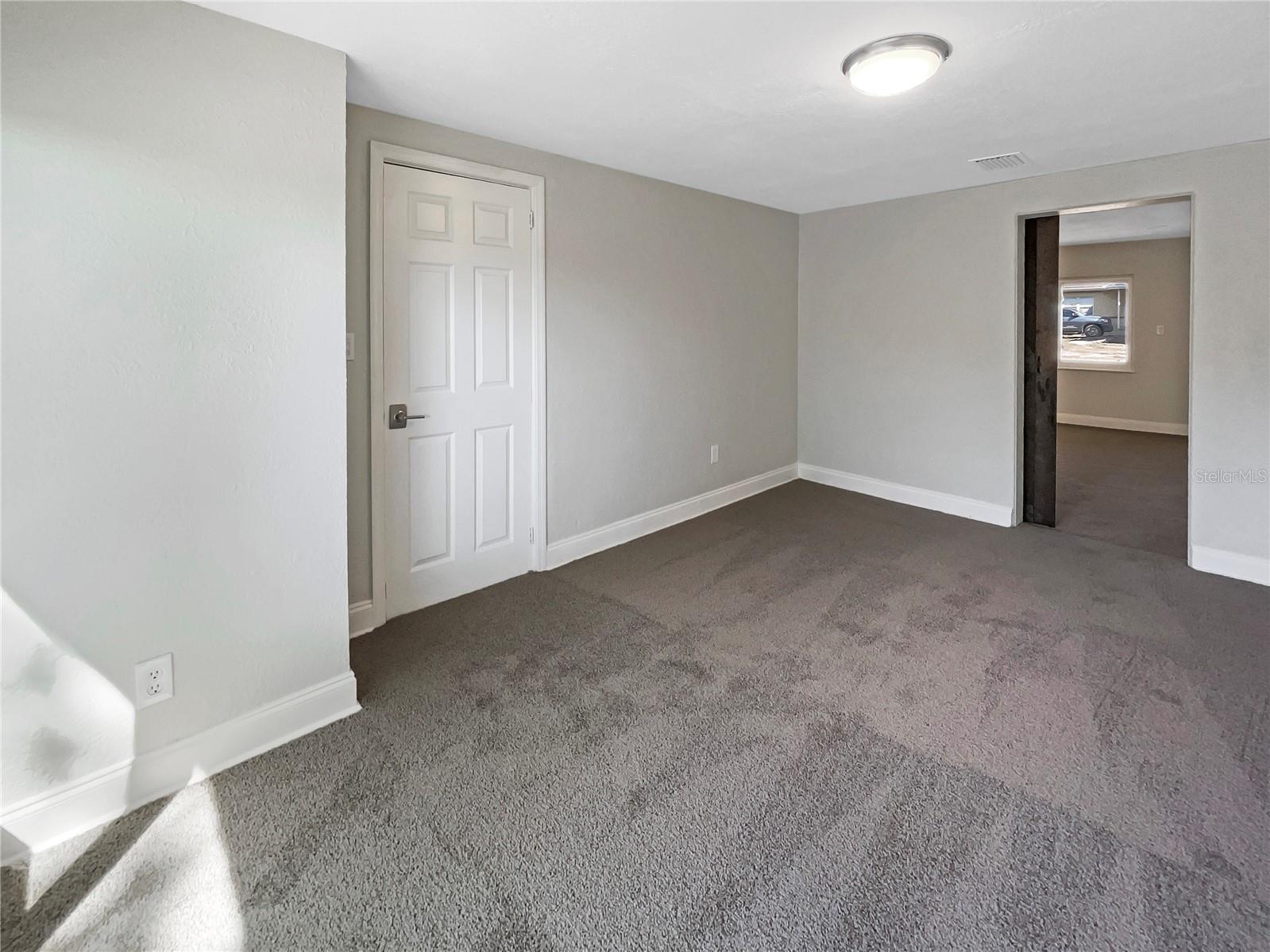 370 E WALDO ST, GROVELAND, FL, 34736