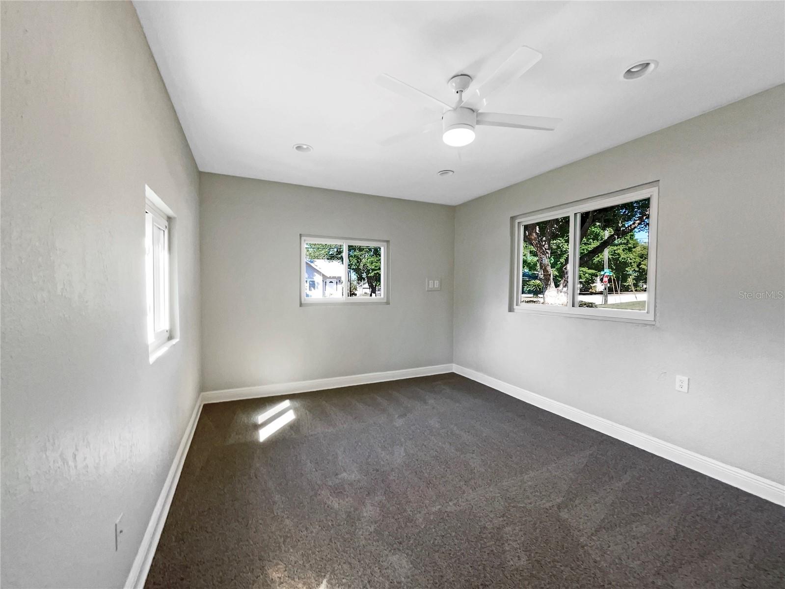 370 E WALDO ST, GROVELAND, FL, 34736