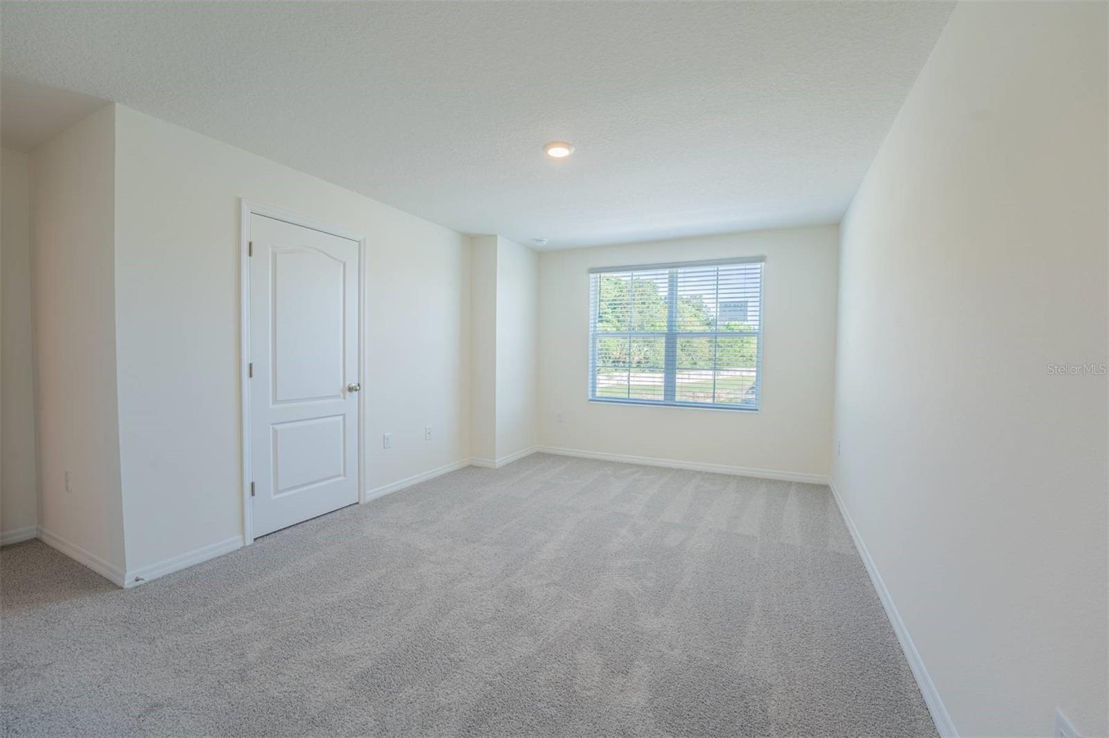 654 MOSCATO DR., HOLLY HILL, FL, 32117