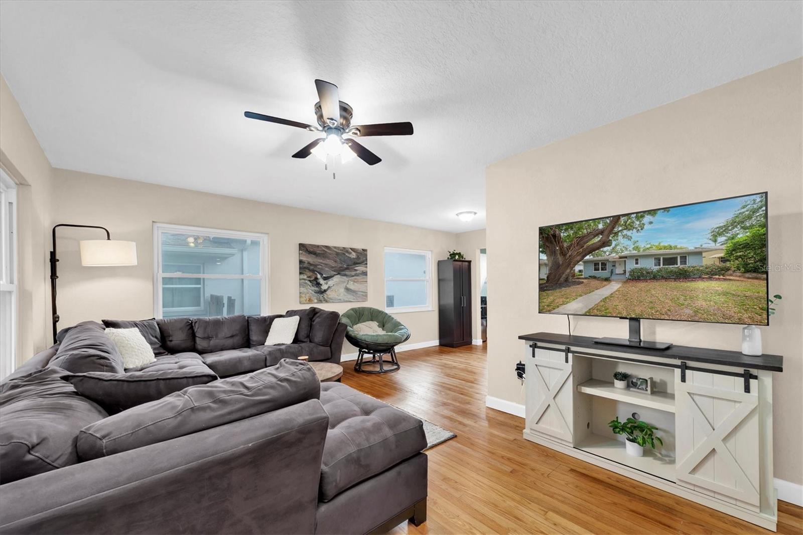 1736 23RD AVE N, ST PETERSBURG, FL, 33710