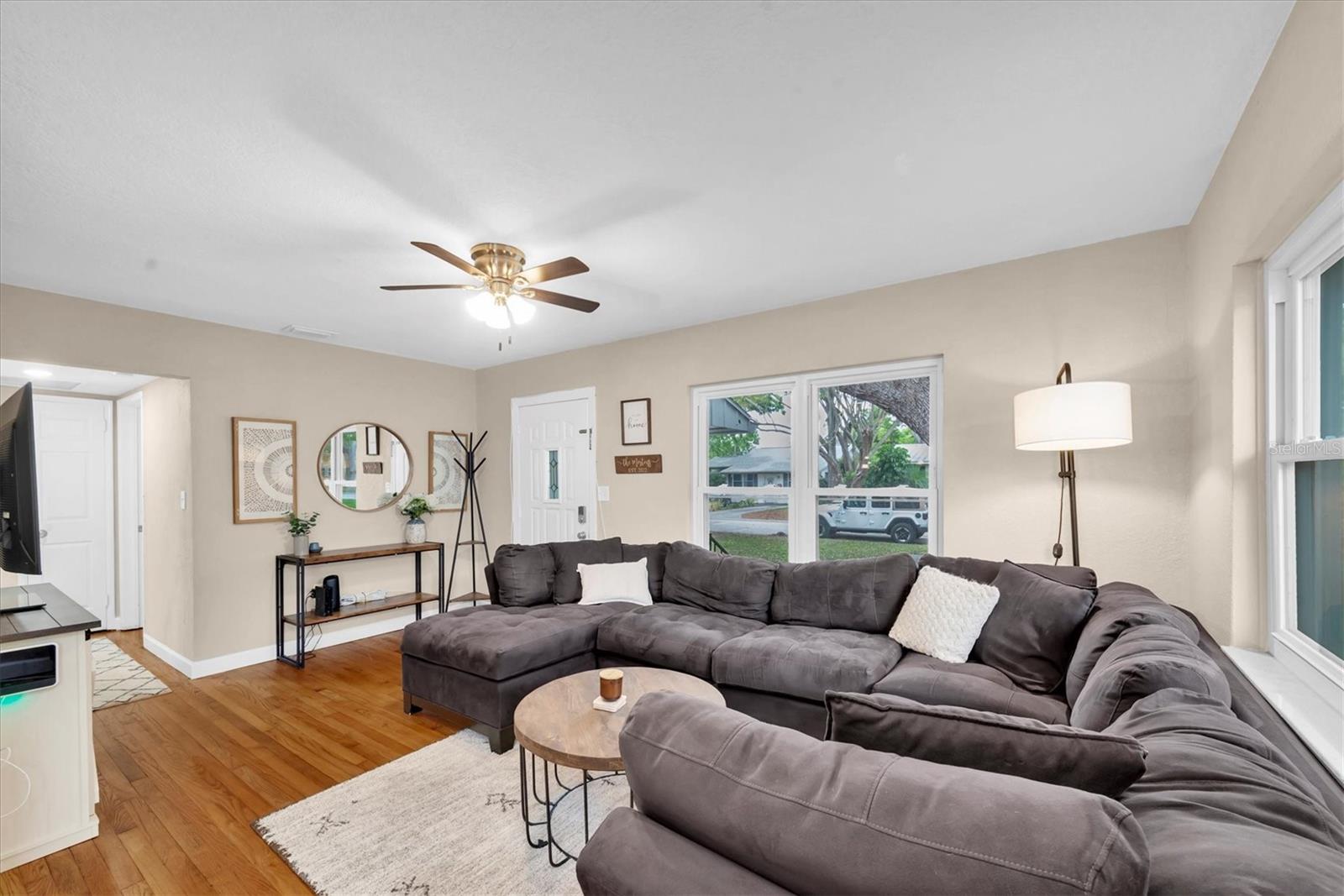 1736 23RD AVE N, ST PETERSBURG, FL, 33710