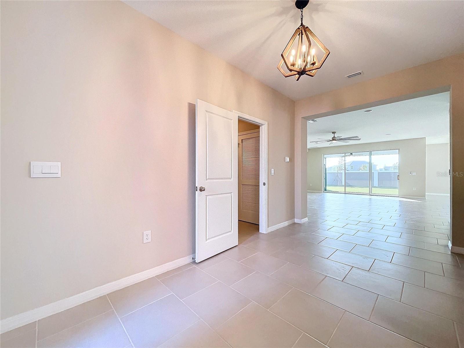 10703 BRIDGEGATE HEIGHTS LOOP, SAN ANTONIO, FL, 33576