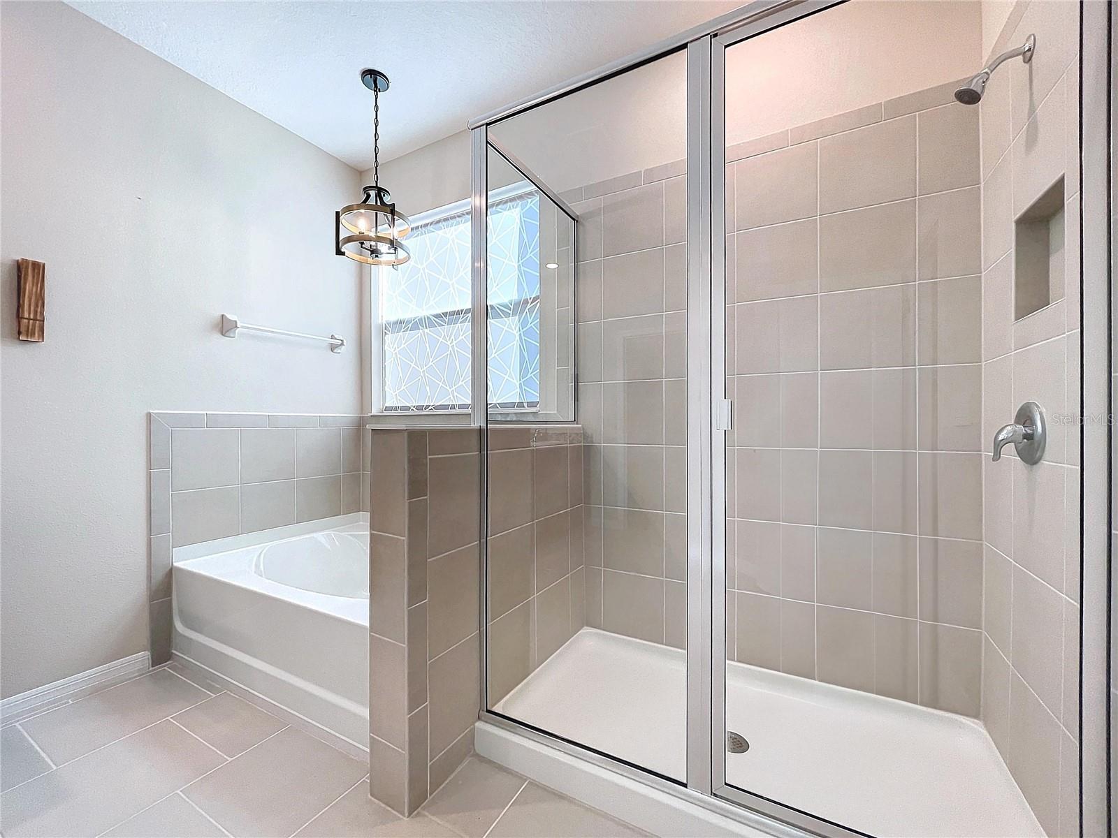 10703 BRIDGEGATE HEIGHTS LOOP, SAN ANTONIO, FL, 33576