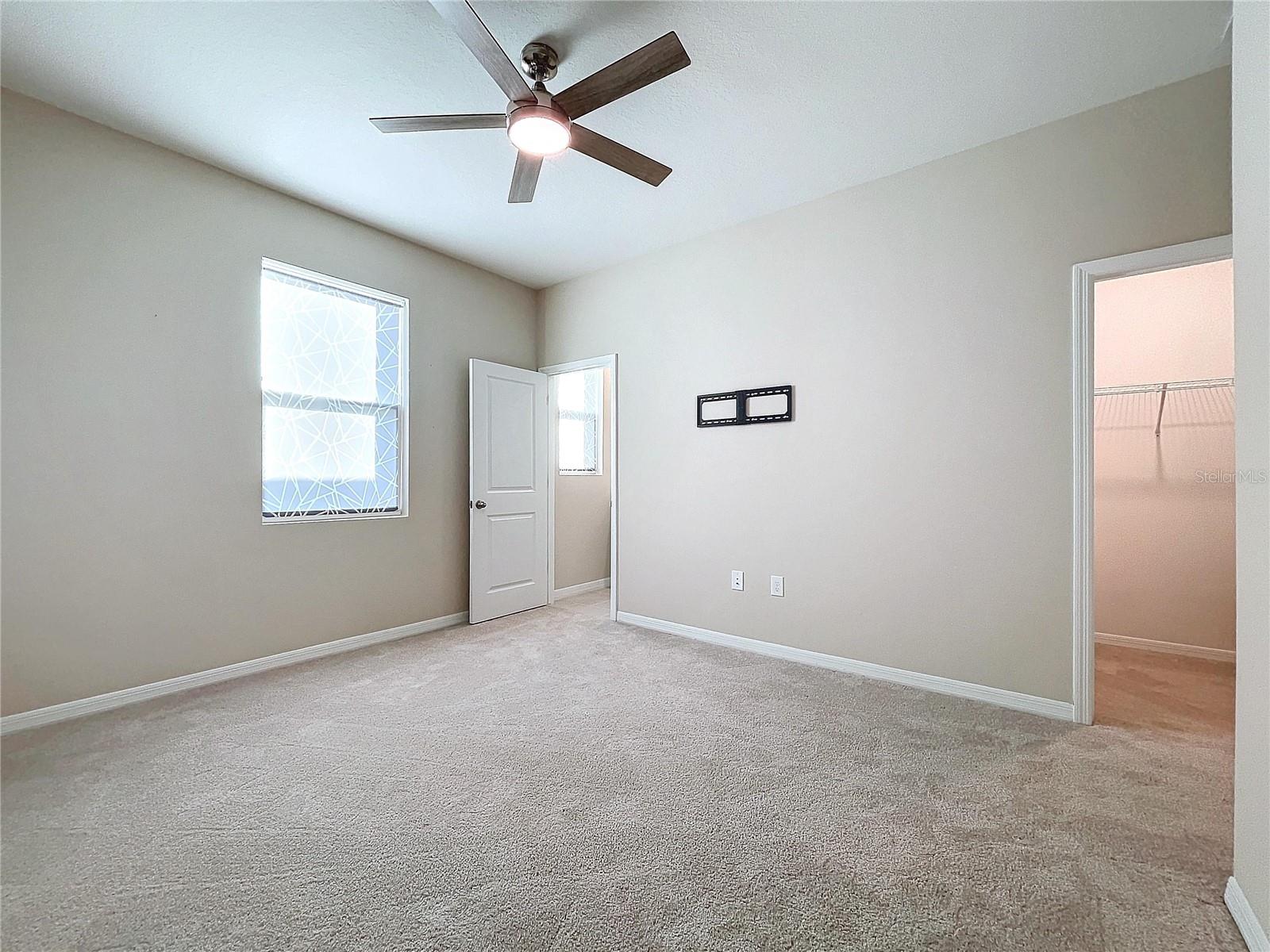 10703 BRIDGEGATE HEIGHTS LOOP, SAN ANTONIO, FL, 33576