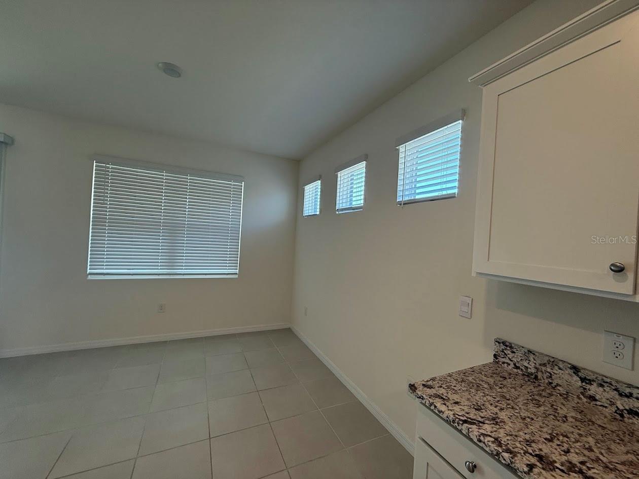 7937 WHEAT STONE DR, ZEPHYRHILLS, FL, 33540