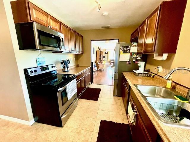 10633 LAKE VISTA DR, SEMINOLE, FL, 33772