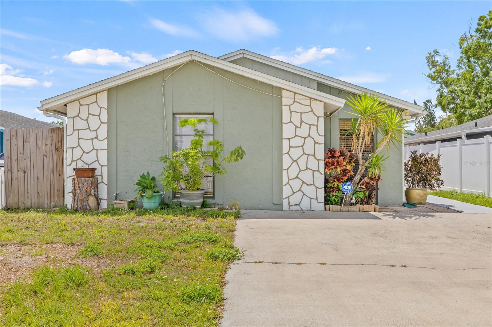 9112 SUFFIELD CT, TAMPA, FL, 33615