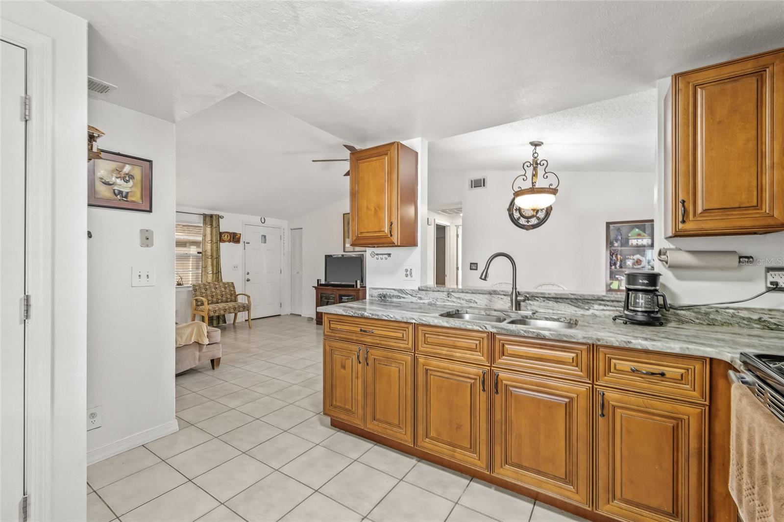 9112 SUFFIELD CT, TAMPA, FL, 33615