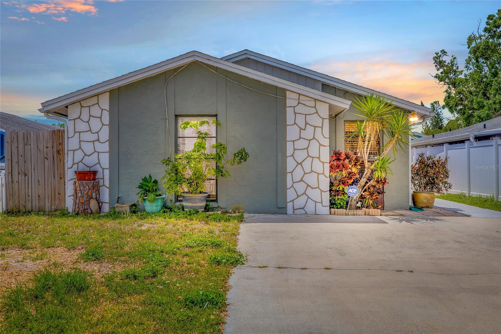 9112 SUFFIELD CT, TAMPA, FL, 33615