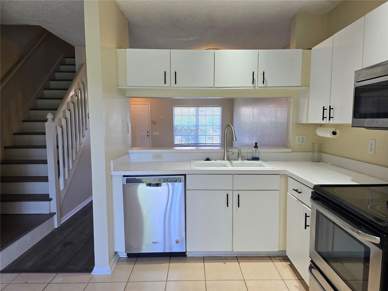 30058 GRANDA HILLS CT, WESLEY CHAPEL, FL, 33543