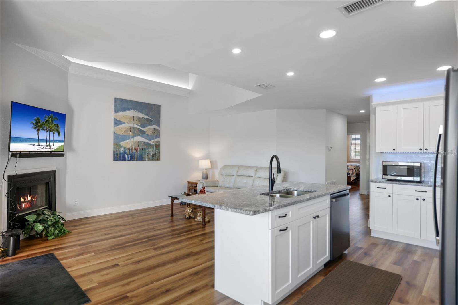 2383 HANOVER DR, DUNEDIN, FL, 34698