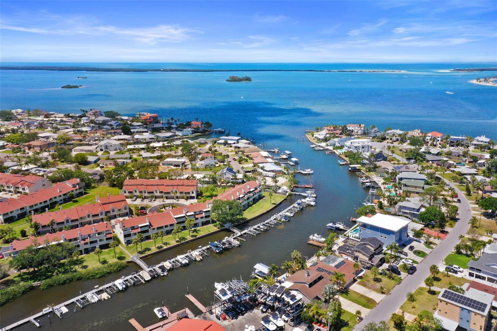 2383 HANOVER DR, DUNEDIN, FL, 34698