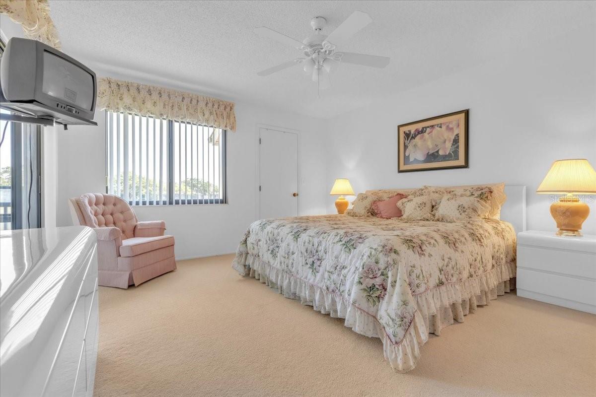 108 LAKEVIEW CT #108, OLDSMAR, FL, 34677