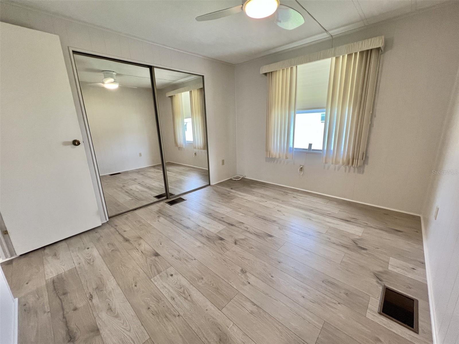 504 HAWTHORNE BLVD, LEESBURG, FL, 34748