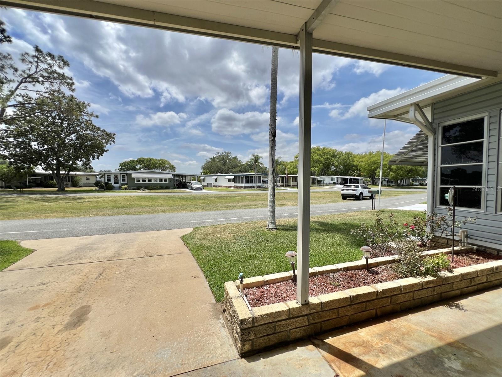 504 HAWTHORNE BLVD, LEESBURG, FL, 34748