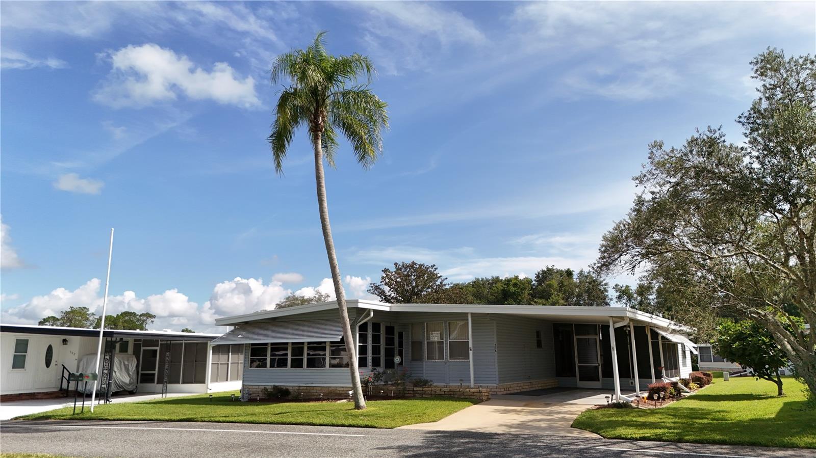 504 HAWTHORNE BLVD, LEESBURG, FL, 34748